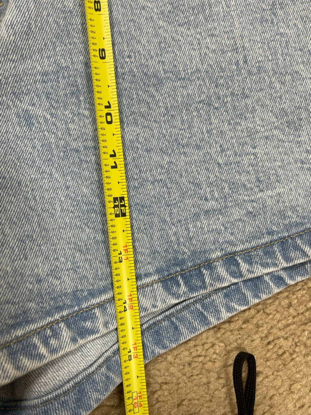 Abercrombie & Fitch 4’ Mom High Rise Light Blue Denim Jean Shorts - Picture 8 of 12